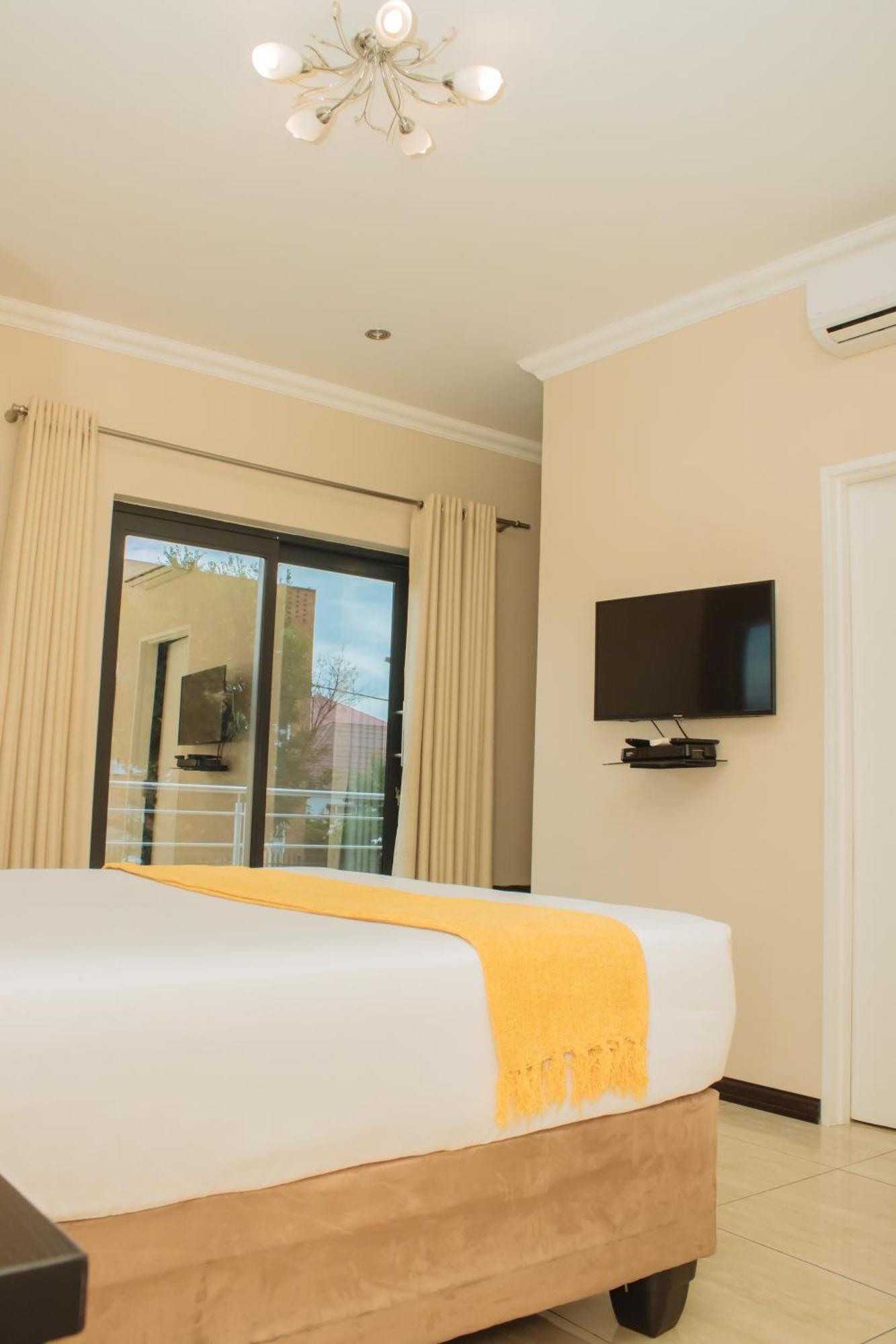 Heavenly Boutique Hotel Johannesburg Exterior photo