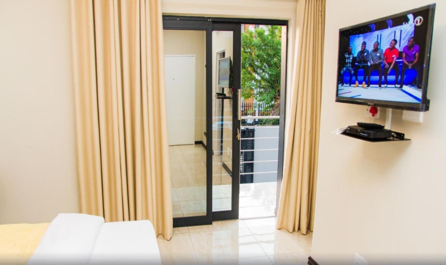 Heavenly Boutique Hotel Johannesburg Exterior photo